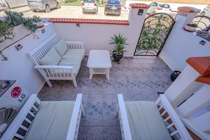 Image No.4-2 Bed Townhouse for sale