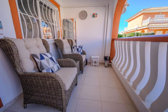 Image No.5-2 Bed Townhouse for sale