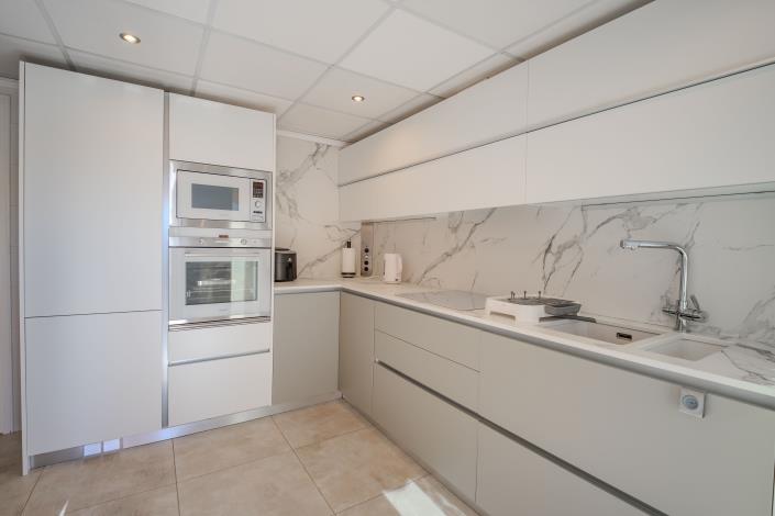 Image No.27-2 Bed Townhouse for sale