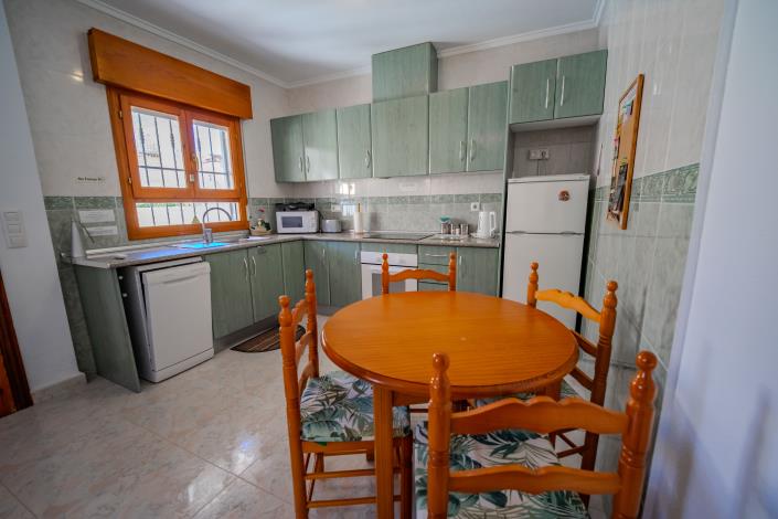 Image No.36-10 Bed Chalet for sale