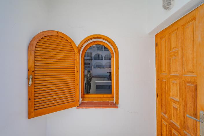 Image No.36-3 Bed Apartment for sale