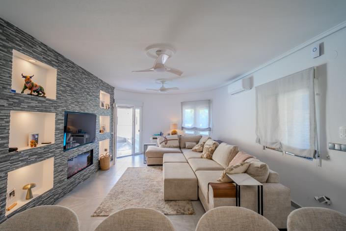Image No.6-4 Bed Villa / Detached for sale
