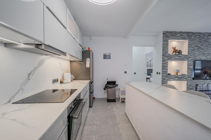 Image No.9-4 Bed Villa / Detached for sale