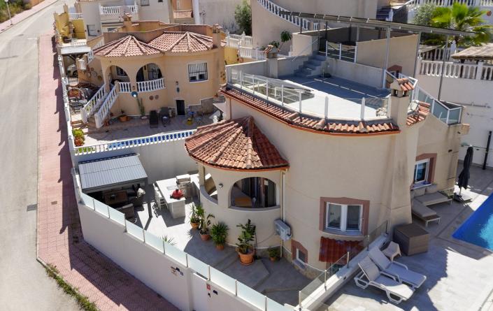Image No.54-4 Bed Villa / Detached for sale