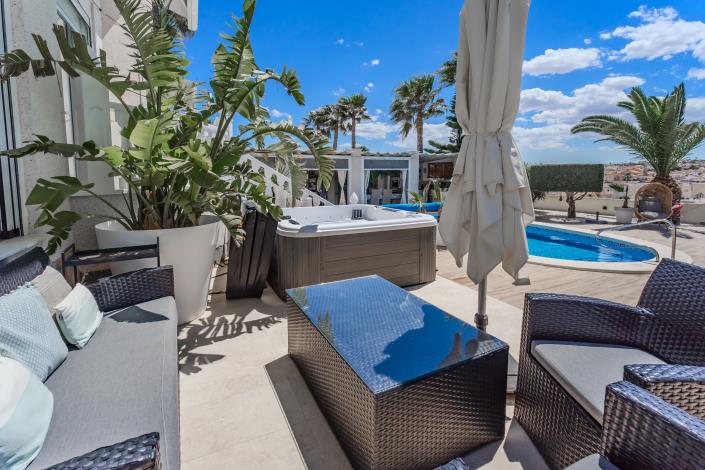 Image No.40-3 Bed Villa / Detached for sale