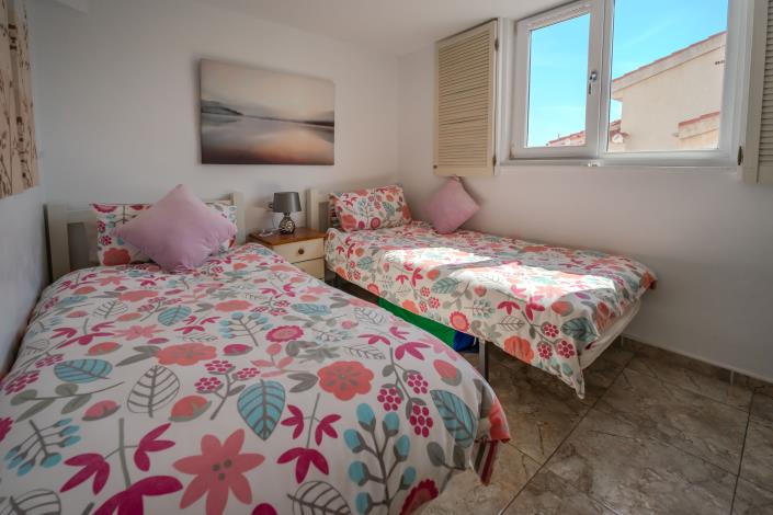 Image No.47-4 Bed Villa / Detached for sale