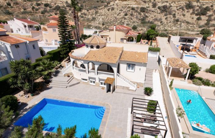 Image No.2-Villa / Détaché de 4 chambres à vendre à La Marquesa Golf