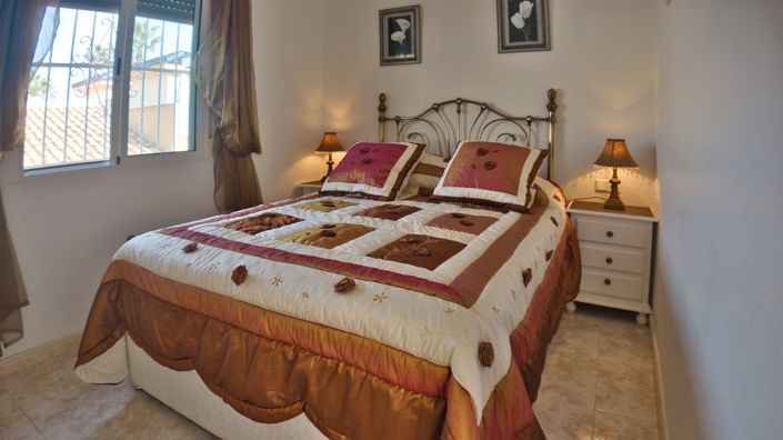 Image No.21-2 Bed Villa for sale