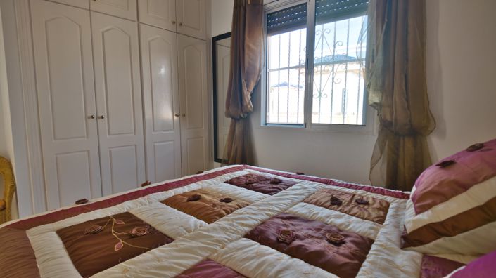 Image No.22-2 Bed Villa for sale