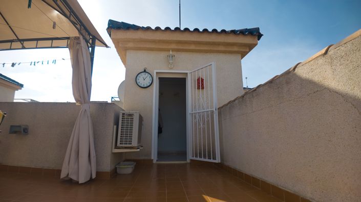 Image No.39-2 Bed Villa for sale