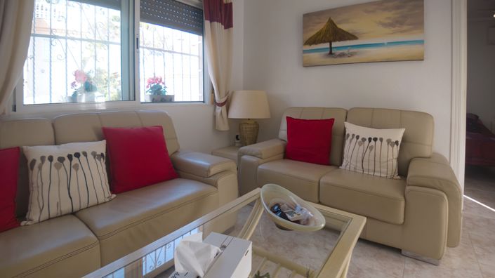 Image No.10-2 Bed Villa for sale