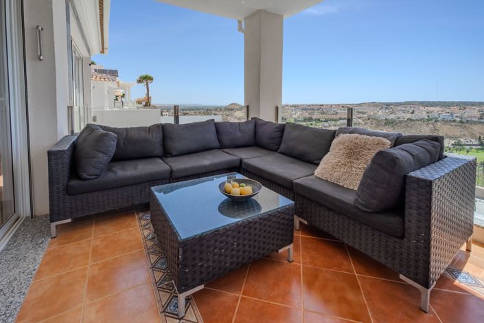 Image No.19-5 Bed Villa / Detached for sale
