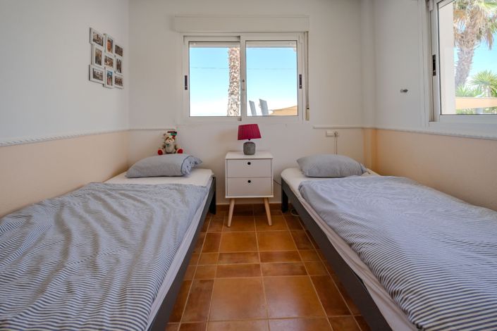 Image No.27-5 Bed Villa / Detached for sale