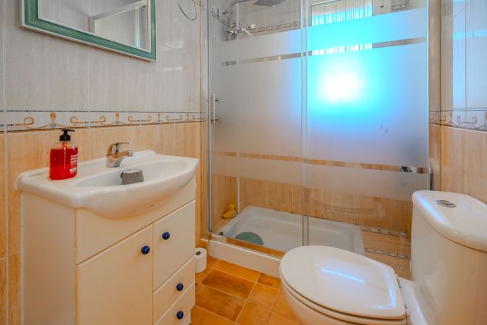 Image No.29-5 Bed Villa / Detached for sale