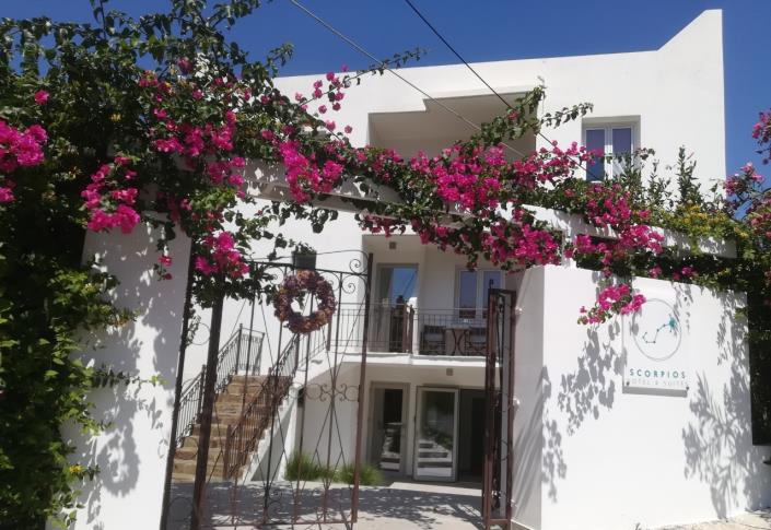 Image No.2-Un hôtel de 18 chambres à vendre à Samos