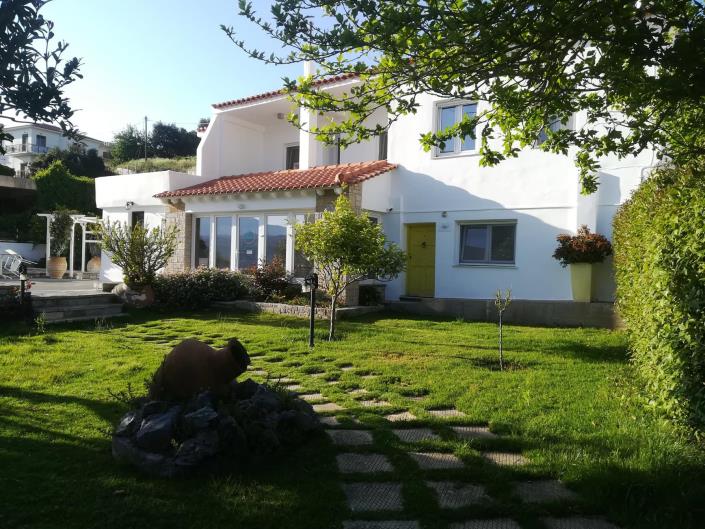 Image No.3-Un hôtel de 18 chambres à vendre à Samos