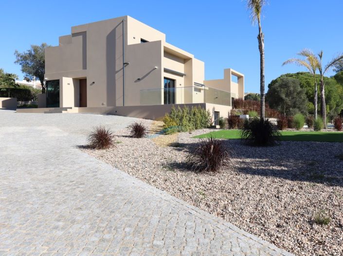 Image No.5-4 Bed House for sale