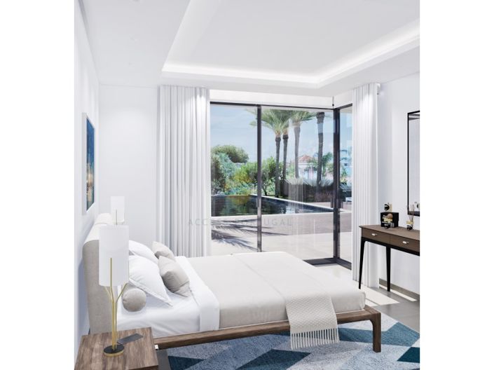 Image No.21-5 Bed House for sale