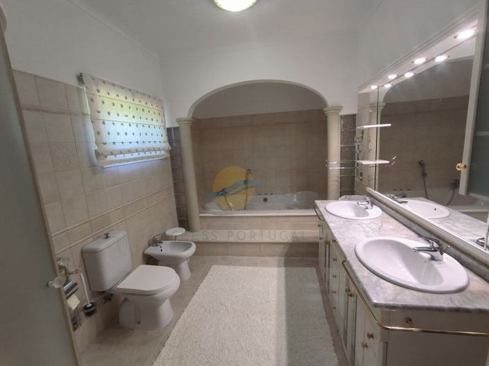 Image No.11-Maison de 5 chambres à vendre à Lagoa