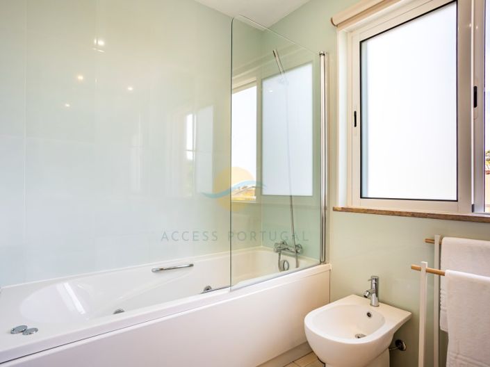 Image No.29-2 Bed House for sale