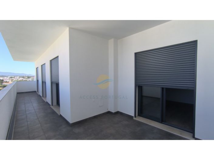 Image No.17-4 Bed Apartment for sale