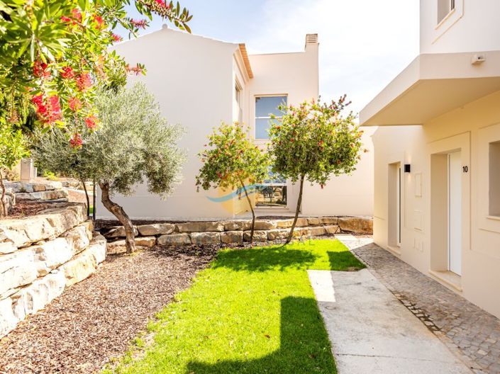 Image No.36-2 Bed House for sale