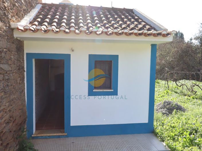 Image No.39-3 Bed Farmhouse for sale