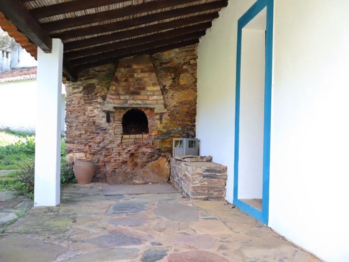 Image No.7-3 Bed Farmhouse for sale