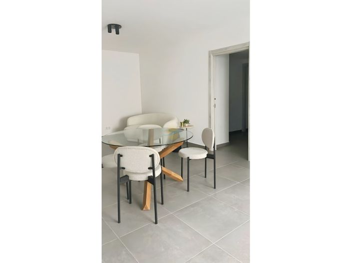 Image No.10-1 Bed Apartment for sale