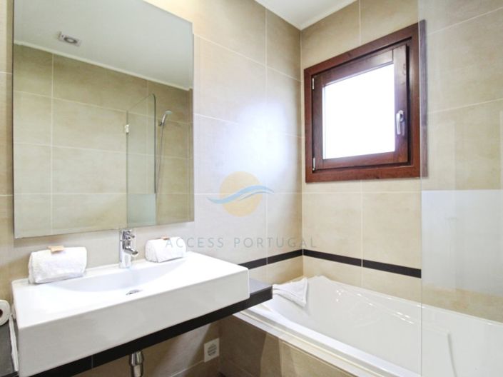 Image No.20-2 Bed House for sale