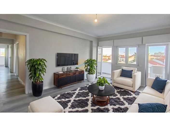 Image No.10-3 Bed Apartment for sale