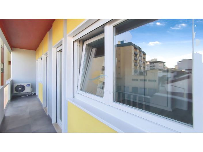 Image No.15-3 Bed Apartment for sale