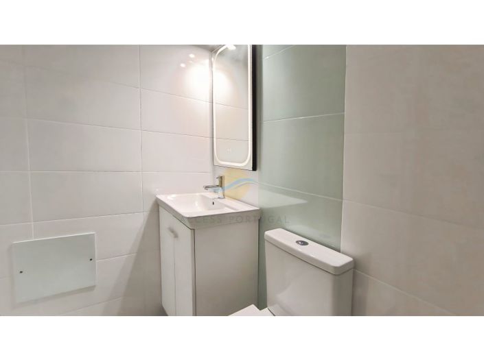 Image No.25-3 Bed Apartment for sale