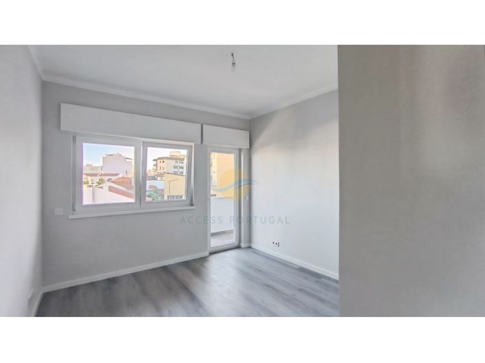 Image No.28-3 Bed Apartment for sale