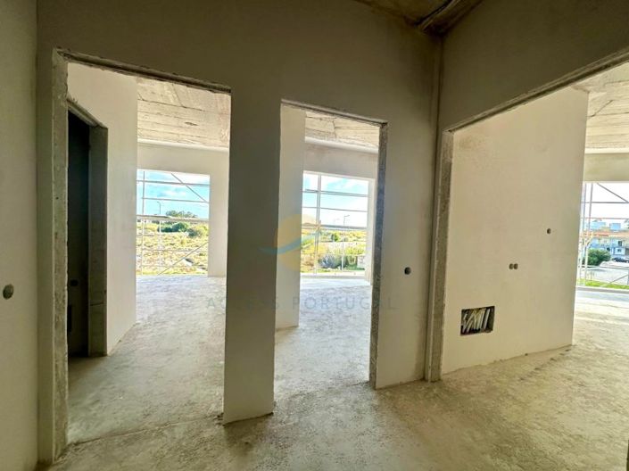 Image No.13-3 Bed Apartment for sale