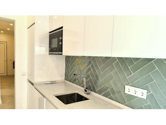 Image No.10-4 Bed House for sale