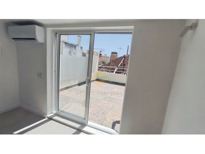 Image No.14-4 Bed House for sale