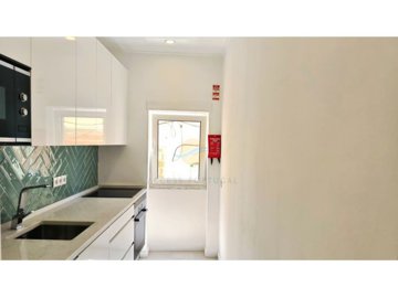 id65a27f01-0000-0500-0000-000018495492