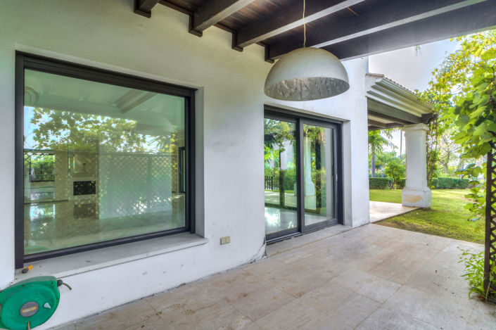 Image No.29-6 Bed Villa for sale