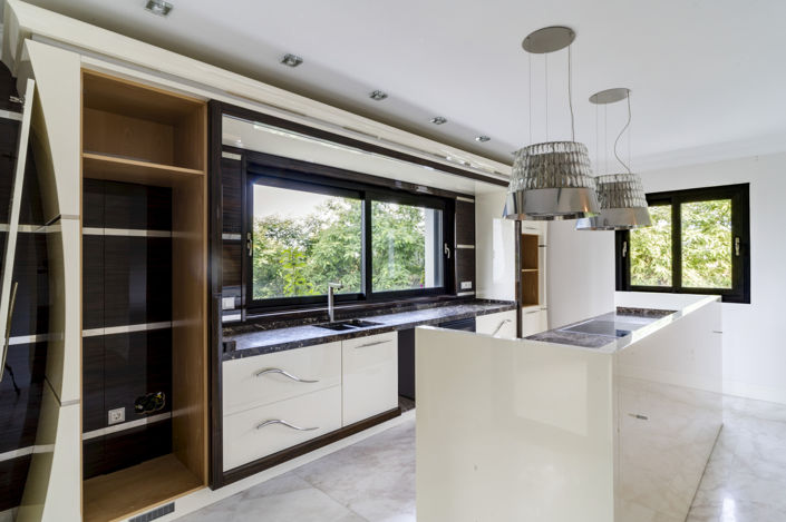 Image No.4-6 Bed Villa for sale