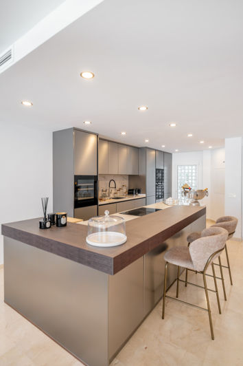 Image No.7-3 Bed Property for sale