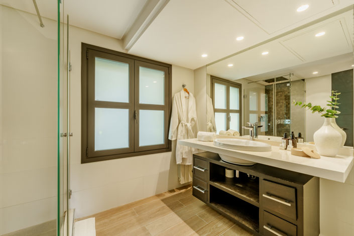 Image No.15-5 Bed Villa for sale