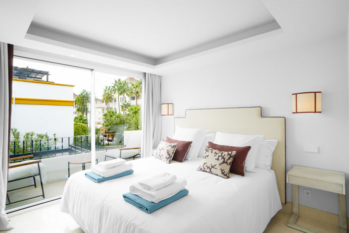 Image No.16-4 Bed House for sale