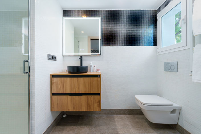 Image No.24-6 Bed Villa for sale