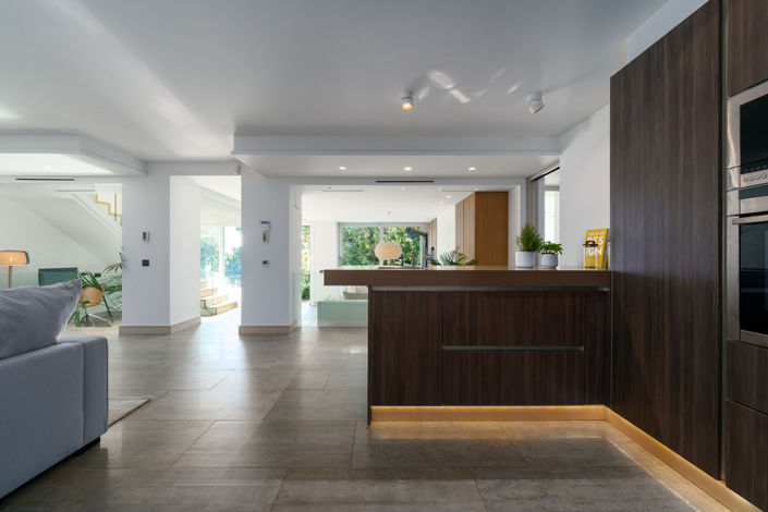 Image No.8-6 Bed Villa for sale