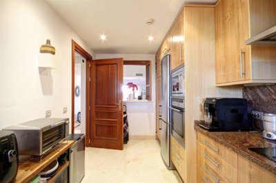 b98le8d7m9k3degpefzhs0lif8u4xzvzhwxtmggyekxx9