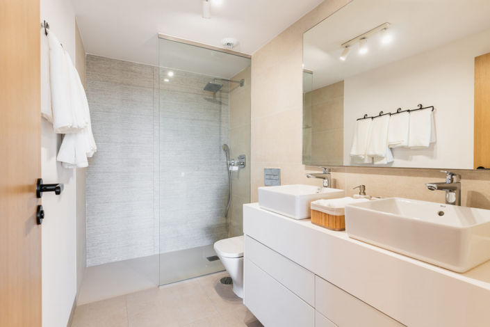 Image No.8-3 Bed Townhouse for sale