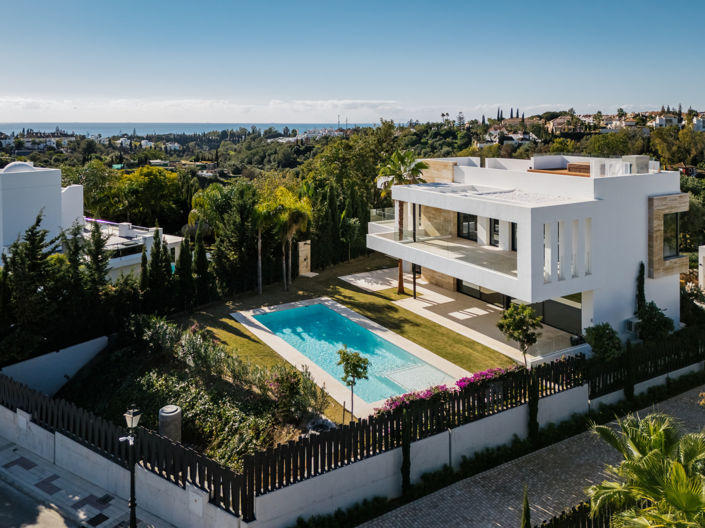 Image No.1-5 Bed Villa for sale