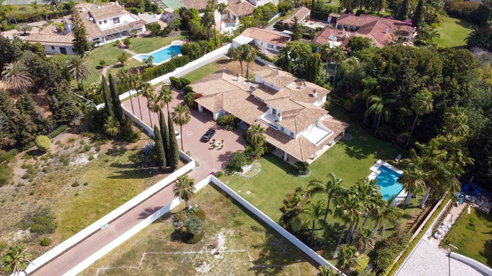 Image No.14-8 Bed Villa for sale