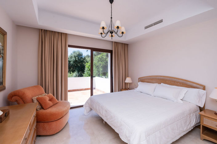 Image No.15-4 Bed Villa for sale